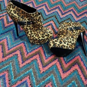 Leopard heels